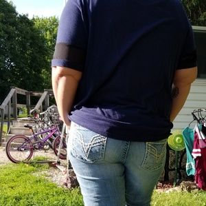 Torrid sz 3 Tee "Love"